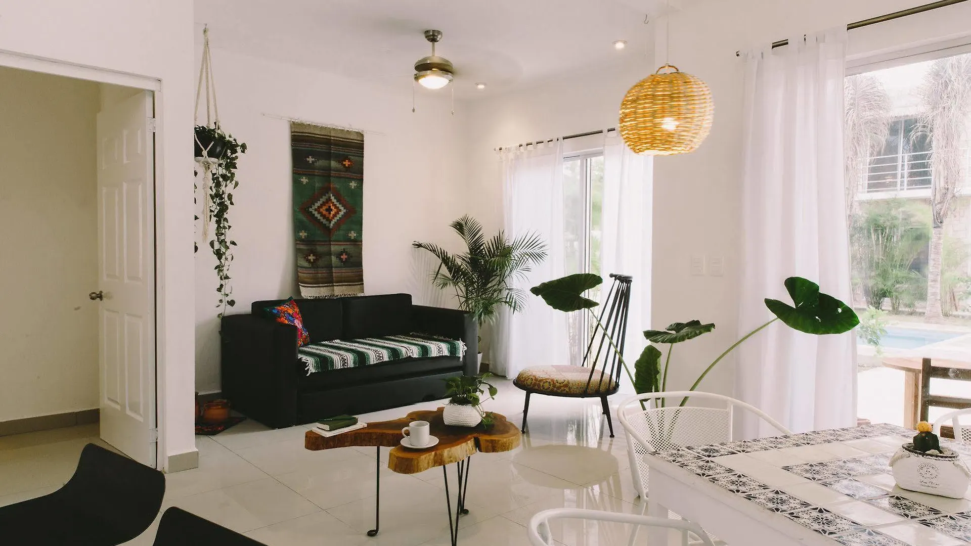 Boho Eco-Chic Boutique Resort Xetna